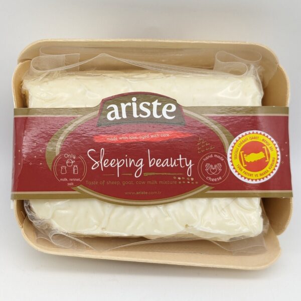 Ariste Ezine Koyun Peyniri / Ezine Aged Sheep Cheese - 15.87 OZ / 450 GR